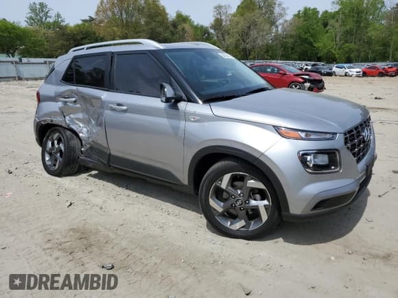 ✅ 2024 Hyundai Venue SEL • VIN: KMHRC8A3XRU313502 • Lot: 54353115. Listed on Copart with 14,053 mi. Free auction sales archive from the USA and detailed vehicle history report at DreamBid. Image 4.