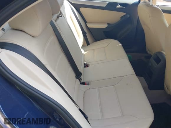 ✅ 2012 Volkswagen Jetta SEL • VIN: 3VWLP7AJ8CM415249 • Lot: 40265285. Listed on IAAI with 77,131 mi. Free auction sales archive from the USA and detailed vehicle history report at DreamBid. Image 8.