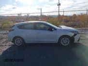 ✅ 2024 Subaru Impreza • VIN: JF1GUABC7R8889870 • Lot: 43585992. Wystawiony na IAAI z przebiegiem 45 021 mil. Bezpłatny archiwum sprzedaży aukcyjnych z USA i szczegółowy raport historii pojazdu na DreamBid. Zdjęcie 14.