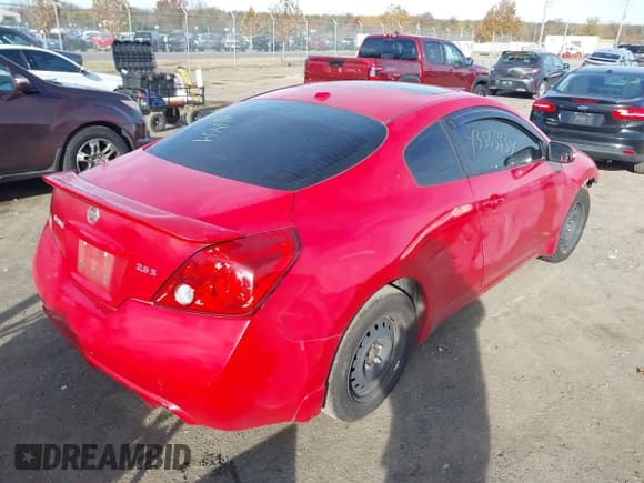 ✅ 2011 Nissan Altima S • VIN: 1N4AL2EP5BC176143 • Лот: 43583934. Опубликован ранее на IAAI с пробегом 136 036 миль. Бесплатный доступ к архиву аукционных продаж из США и подробный отчёт об истории автомобиля на DreamBid. Изображение 4.