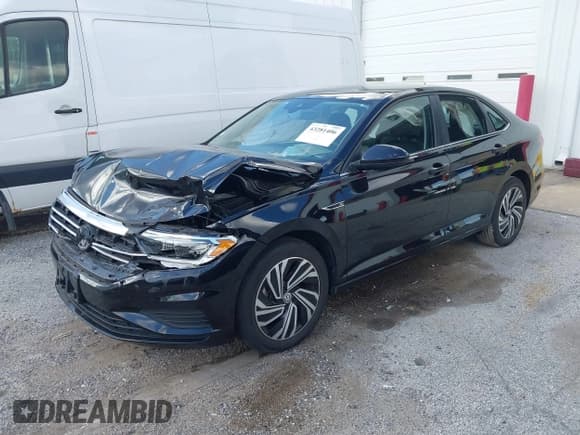 ✅ 2021 Volkswagen Jetta SEL • VIN: 3VWE57BU3MM083004 • Лот: 43281406. Опубликован ранее на IAAI с пробегом 31 507 миль. Бесплатный доступ к архиву аукционных продаж из США и подробный отчёт об истории автомобиля на DreamBid. Изображение 17.