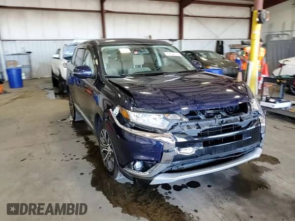 2016 Mitsubishi Outlander SE z VIN JA4AD3A38GZ004378, wystawiony jako Copart lot #84748135 z przebiegiem 120 247 mil mil oraz Szkoda całkowita • Salvage title. Historia ofert i sprzedaży dostępna na DreamBid. Obrazek 13.