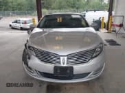✅ 2013 Lincoln MKZ Hybrid • VIN: 3LN6L2LU7DR805877 • Lot: 42940503. Wystawiony na IAAI z przebiegiem 122 094 mil. Bezpłatny archiwum sprzedaży aukcyjnych z USA i szczegółowy raport historii pojazdu na DreamBid. Zdjęcie 12.