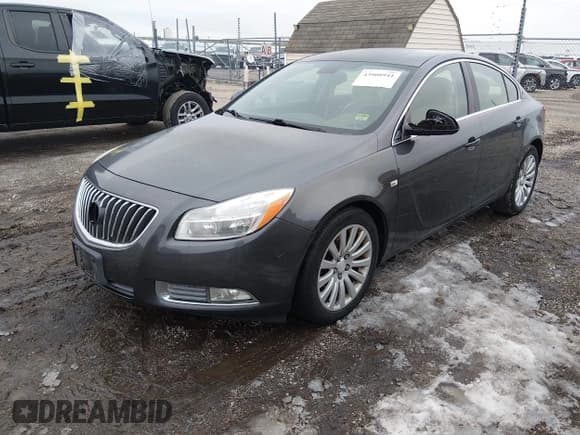 ✅ 2011 Buick Regal CXL RL3 • VIN: W04GR5EC9B1070303 • Lot: 43908941. Listed on IAAI with 160,116 mi. Free auction sales archive from the USA and detailed vehicle history report at DreamBid. Image 2.