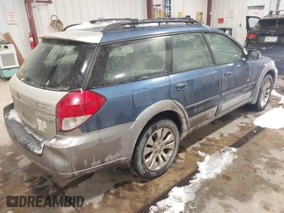 ✅ 2008 Subaru Outback L.L. Bean • VIN: 4S4BP86C484333399 • Lot: 41371002. Wystawiony na IAAI z przebiegiem 186 664 mil. Bezpłatny archiwum sprzedaży aukcyjnych z USA i szczegółowy raport historii pojazdu na DreamBid. Zdjęcie 4.