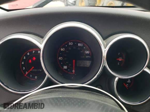 ✅ 2006 Toyota Matrix XR • VIN: 2T1KR32E06C610987 • Lot: 91597555. Wystawiony na Copart z przebiegiem 243 313 mil. Bezpłatny archiwum sprzedaży aukcyjnych z USA i szczegółowy raport historii pojazdu na DreamBid. Zdjęcie 9.