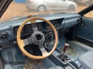 ✅ 1982 Alfa Romeo GTV • VIN: ZARAA669XC1002367 • Lot: 90809585. Wystawiony na Copart z przebiegiem 54 249 mil. Bezpłatny archiwum sprzedaży aukcyjnych z USA i szczegółowy raport historii pojazdu na DreamBid. Zdjęcie 9.