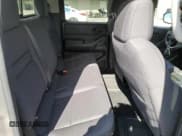 ✅ 2025 Nissan Frontier SL • VIN: 1N6ED1EJ3SN634441 • Lot: 90594335. Wystawiony na Copart z przebiegiem 8 453 mil. Bezpłatny archiwum sprzedaży aukcyjnych z USA i szczegółowy raport historii pojazdu na DreamBid. Zdjęcie 10.