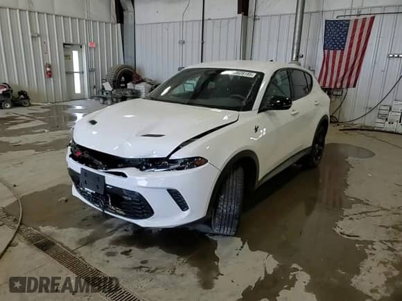 2024 Dodge Hornet GT z VIN ZACNDFAN8R3A41935, wystawiony jako Copart lot #59628185 z przebiegiem 4 750 mil mil oraz Szkoda całkowita • Salvage title. Historia ofert i sprzedaży dostępna na DreamBid. Obrazek 14.