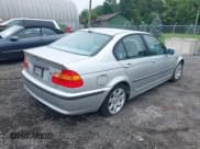 ✅ 2005 BMW 3 Series 325i • VIN: WBAET37495NJ88337 • Lot: 42538116. Listed on IAAI with Not provided. Free auction sales archive from the USA and detailed vehicle history report at DreamBid. Image 4.
