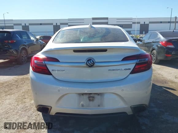 ✅ 2015 Buick Regal GS • VIN: 2G4GT5GX3F9278231 • Lot: 43545518. Wystawiony na IAAI z przebiegiem 172 033 mil. Bezpłatny archiwum sprzedaży aukcyjnych z USA i szczegółowy raport historii pojazdu na DreamBid. Zdjęcie 16.