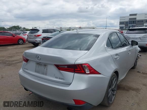 ✅ 2014 Lexus IS 250 • VIN: JTHBF1D24E5007499 • Lot: 43298733. Listed on IAAI with 116,862 mi. Free auction sales archive from the USA and detailed vehicle history report at DreamBid. Image 4.