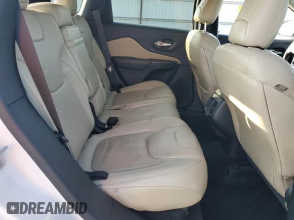 ✅ 2015 Jeep Cherokee Limited • VIN: 1C4PJMDSXFW710043 • Lot: 90137245. Wystawiony na Copart z przebiegiem 92 664 mil. Bezpłatny archiwum sprzedaży aukcyjnych z USA i szczegółowy raport historii pojazdu na DreamBid. Zdjęcie 10.