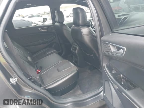 ✅ 2020 Ford Edge ST • VIN: 2FMPK4AP9LBA96964 • Lot: 43700142. Wystawiony na IAAI z przebiegiem 47 676 mil. Bezpłatny archiwum sprzedaży aukcyjnych z USA i szczegółowy raport historii pojazdu na DreamBid. Zdjęcie 8.