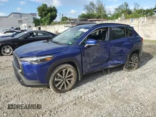 ✅ 2023 Toyota Corolla Cross XLE • VIN: 7MUDAAAG8PV068303 • Lot: 83759535. Listed on Copart with 15,072 mi. Free auction sales archive from the USA and detailed vehicle history report at DreamBid. Image 1.