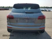 ✅ 2017 Porsche Cayenne S • VIN: WP1AB2A28HLA53273 • Lot: 67257765. Wystawiony na Copart z przebiegiem Nie podano. Bezpłatny archiwum sprzedaży aukcyjnych z USA i szczegółowy raport historii pojazdu na DreamBid. Zdjęcie 6.
