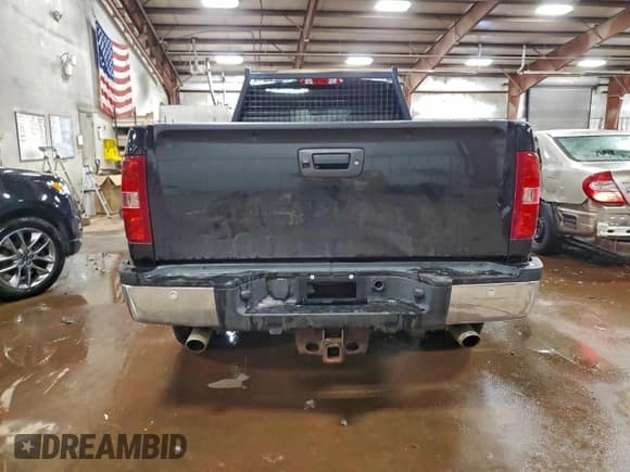 ✅ 2011 Chevrolet Silverado 2500HD LTZ • VIN: 1GC2KYCG3BZ277119 • Лот: 94443005. Опубликован ранее на Copart с пробегом 190 643 миль. Бесплатный доступ к архиву аукционных продаж из США и подробный отчёт об истории автомобиля на DreamBid. Изображение 6.