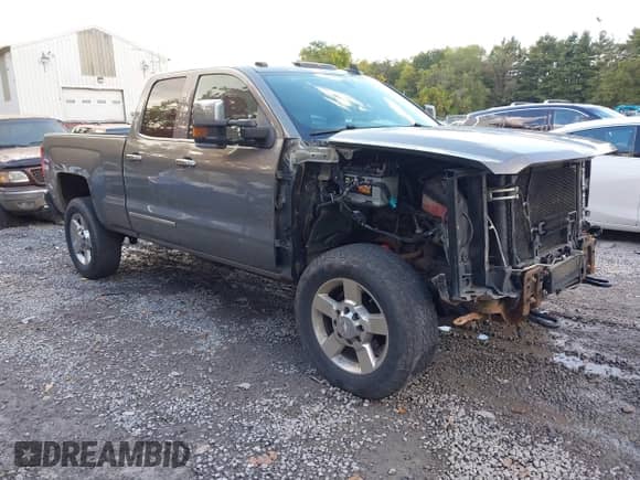 2017 Chevrolet Silverado 2500HD LTZ with VIN 1GC2KWEG4HZ192879, listed as a IAAI auction lot 43380040 with 98,324 mi miles and . Bid and sale history available at DreamBid. Image 1.