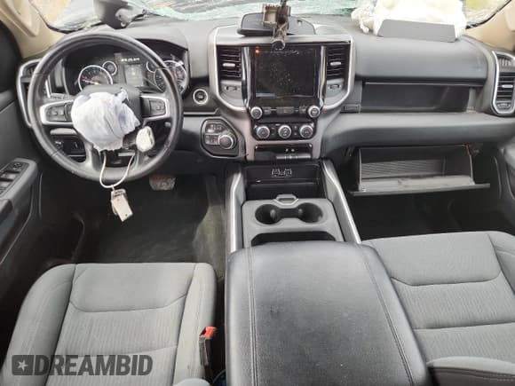 ✅ 2020 Ram 1500 Big Horn • VIN: 1C6SRFBT1LN228189 • Lot: 71797365. Listed on Copart with 86,046 mi. Free auction sales archive from the USA and detailed vehicle history report at DreamBid. Image 8.