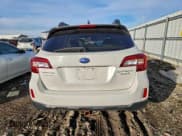 ✅ 2017 Subaru Outback Limited • VIN: 4S4BSAKCXH3227590 • Lot: 93290615. Wystawiony na Copart z przebiegiem 193 919 mil. Bezpłatny archiwum sprzedaży aukcyjnych z USA i szczegółowy raport historii pojazdu na DreamBid. Zdjęcie 6.