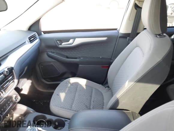 ✅ 2020 Ford Escape SE • VIN: 1FMCU9G62LUC49716 • Lot: 43649680. Listed on IAAI with 80,212 mi. Free auction sales archive from the USA and detailed vehicle history report at DreamBid. Image 5.
