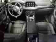 2024 Chevrolet Blazer LT z VIN 3GNKBJR44RS171295, wystawiony jako Copart lot #47431225 z przebiegiem 18 699 mil mil oraz Szkoda całkowita • Salvage title. Historia ofert i sprzedaży dostępna na DreamBid. Obrazek 8.