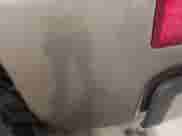 2007 Chevrolet Silverado 2500HD LTZ z VIN 1GCHK29617E595261, wystawiony jako IAAI lot #42846735 z przebiegiem 257 925 mil mil oraz . Historia ofert i sprzedaży dostępna na DreamBid. Obrazek 21.