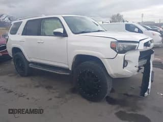 ✅ 2018 Toyota 4Runner SR5 • VIN: JTEBU5JR1J5605748 • Lot: 41861352. Wystawiony na IAAI z przebiegiem 49 323 mil. Bezpłatny archiwum sprzedaży aukcyjnych z USA i szczegółowy raport historii pojazdu na DreamBid. Zdjęcie 1.