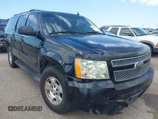 ✅ 2007 Chevrolet Suburban LT • VIN: 3GNFC16017G165602 • Lot: 42680551. Listed on IAAI with 122,310 mi. Free auction sales archive from the USA and detailed vehicle history report at DreamBid. Image 1.