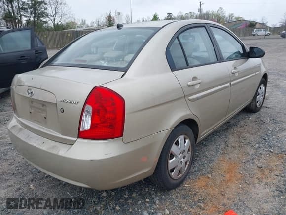 ✅ 2006 Hyundai Accent GLS • VIN: KMHCN46C66U058232 • Лот: 41899629. Опубликован ранее на IAAI с пробегом 182 669 миль. Бесплатный доступ к архиву аукционных продаж из США и подробный отчёт об истории автомобиля на DreamBid. Изображение 4.