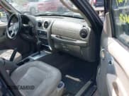 ✅ 2004 Jeep Liberty Limited • VIN: 1J4GL58K94W126122 • Lot: 42523825. Listed on IAAI with 180,000 mi. Free auction sales archive from the USA and detailed vehicle history report at DreamBid. Image 5.