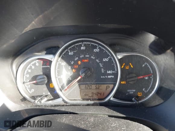 ✅ 2018 Toyota Yaris L • VIN: VNKJTUD37JA091357 • Lot: 43663317. Listed on IAAI with 94,241 mi. Free auction sales archive from the USA and detailed vehicle history report at DreamBid. Image 7.