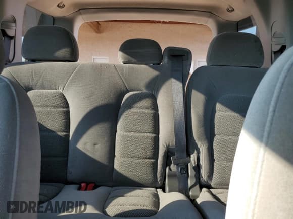 ✅ 2004 Ford Explorer XLT • VIN: 1FMDU63W94UA01005 • Lot: 62083795. Wystawiony na Copart z przebiegiem 273 342 mil. Bezpłatny archiwum sprzedaży aukcyjnych z USA i szczegółowy raport historii pojazdu na DreamBid. Zdjęcie 10.