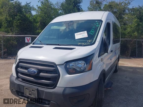 ✅ 2020 Ford Transit Cargo • VIN: 1FTYE1C82LKA63573 • Lot: 42900119. Wystawiony na IAAI z przebiegiem 218 177 mil. Bezpłatny archiwum sprzedaży aukcyjnych z USA i szczegółowy raport historii pojazdu na DreamBid. Zdjęcie 17.