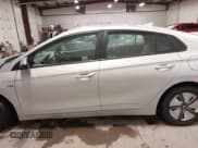 ✅ 2017 Hyundai Ioniq Blue • VIN: KMHC65LCXHU057496 • Lot: 43586853. Listed on IAAI with 42,659 mi. Free auction sales archive from the USA and detailed vehicle history report at DreamBid. Image 15.