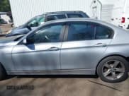 ✅ 2015 BMW 3 Series 320i xDrive • VIN: WBA3C3G57FNS74828 • Lot: 41920253. Wystawiony na IAAI z przebiegiem 72 521 mil. Bezpłatny archiwum sprzedaży aukcyjnych z USA i szczegółowy raport historii pojazdu na DreamBid. Zdjęcie 15.