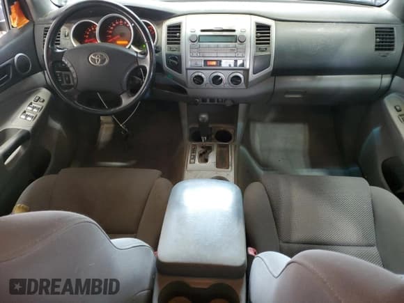 ✅ 2011 Toyota Tacoma • VIN: 3TMMU4FN8BM026510 • Lot: 69491885. Listed on Copart with 343,290 mi. Free auction sales archive from the USA and detailed vehicle history report at DreamBid. Image 8.