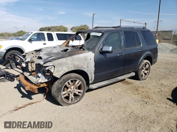 ✅ 2010 Ford Explorer Limited • VIN: 1FMEU6FEXAUA96936 • Lot: 83186254. Wystawiony na Copart z przebiegiem Nie podano. Bezpłatny archiwum sprzedaży aukcyjnych z USA i szczegółowy raport historii pojazdu na DreamBid. Zdjęcie 1.