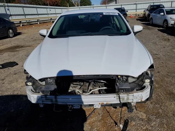 ✅ 2017 Ford Fusion SE • VIN: 3FA6P0H74HR125589 • Lot: 92081595. Listed on Copart with 184,298 mi. Free auction sales archive from the USA and detailed vehicle history report at DreamBid. Image 5.