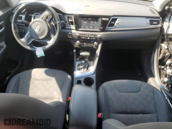 ✅ 2018 Kia Niro FE • VIN: KNDCB3LCXJ5108015 • Лот: 64781535. Опубликован ранее на Copart с пробегом 145 675 миль. Бесплатный доступ к архиву аукционных продаж из США и подробный отчёт об истории автомобиля на DreamBid. Изображение 8.