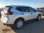✅ 2017 Nissan Rogue SL • VIN: 5N1AT2MV7HC785250 • Lot: 90288025. Listed on Copart with 136,764 mi. Free auction sales archive from the USA and detailed vehicle history report at DreamBid. Image 3.