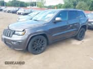 ✅ 2019 Jeep Grand Cherokee Laredo • VIN: 1C4RJFAGXKC625851 • Lot: 42804845. Wystawiony na IAAI z przebiegiem 77 303 mil. Bezpłatny archiwum sprzedaży aukcyjnych z USA i szczegółowy raport historii pojazdu na DreamBid. Zdjęcie 18.