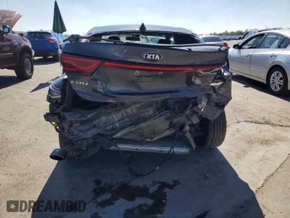 ✅ 2021 Kia Forte GT • VIN: 3KPF44AC0ME289618 • Лот: 82541945. Опубликован ранее на Copart с пробегом 95 647 миль. Бесплатный доступ к архиву аукционных продаж из США и подробный отчёт об истории автомобиля на DreamBid. Изображение 6.