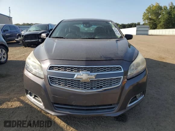 ✅ 2013 Chevrolet Malibu LTZ • VIN: 1G11H5SA2DF328614 • Lot: 82135415. Wystawiony na Copart z przebiegiem 166 935 mil. Bezpłatny archiwum sprzedaży aukcyjnych z USA i szczegółowy raport historii pojazdu na DreamBid. Zdjęcie 5.