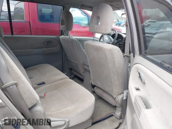 ✅ 2005 Suzuki XL7 LX • VIN: JS3TX92V954108706 • Лот: 42040623. Опубликован ранее на IAAI с пробегом 217 837 миль. Бесплатный доступ к архиву аукционных продаж из США и подробный отчёт об истории автомобиля на DreamBid. Изображение 8.