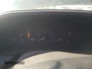 ✅ 1995 Ford Escort • VIN: 1FASP14J9SW304866 • Lot: 73006174. Wystawiony na Copart z przebiegiem 126 068 mil. Bezpłatny archiwum sprzedaży aukcyjnych z USA i szczegółowy raport historii pojazdu na DreamBid. Zdjęcie 9.