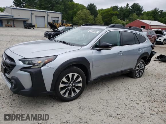 ✅ 2023 Subaru Outback Limited • VIN: 4S4BTANC1P3125327 • Лот: 57586035. Опубликован ранее на Copart с пробегом 33 956 миль. Бесплатный доступ к архиву аукционных продаж из США и подробный отчёт об истории автомобиля на DreamBid. Изображение 1.