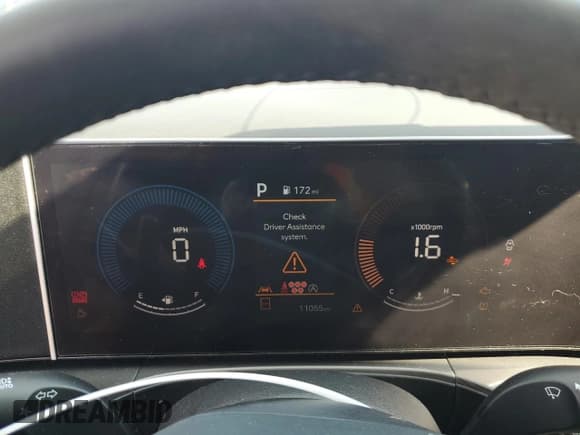 ✅ 2025 Hyundai Santa Fe SE • VIN: 5NMP14GL7SH091547 • Lot: 71844675. Listed on Copart with 11,055 mi. Free auction sales archive from the USA and detailed vehicle history report at DreamBid. Image 9.