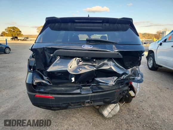 ✅ 2022 Ford Police Interceptor Utility • VIN: 1FM5K8AB2NGB80770 • Лот: 57167615. Опубликован ранее на Copart с пробегом 48 502 миль. Бесплатный доступ к архиву аукционных продаж из США и подробный отчёт об истории автомобиля на DreamBid. Изображение 6.