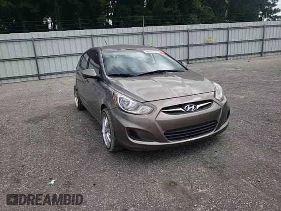 ✅ 2013 Hyundai Accent GS • VIN: KMHCT5AE7DU121856 • Лот: 68273724. Опубликован ранее на Copart с пробегом 180 967 миль. Бесплатный доступ к архиву аукционных продаж из США и подробный отчёт об истории автомобиля на DreamBid. Изображение 11.